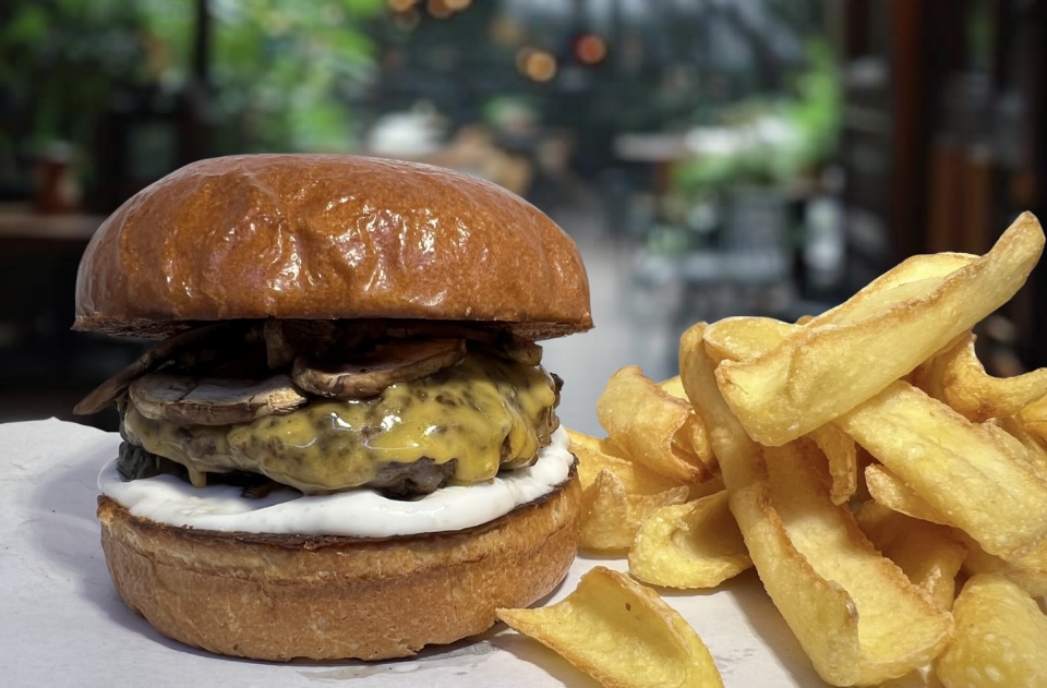 No:5 Mantarlı Burger